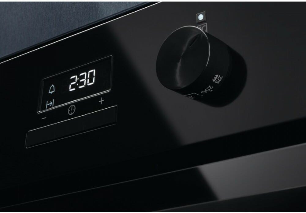 Electrolux KOIGH04K 300 Forno elettrico 72 L, convezione 300, AquaClean, Display LED, classe A, nero