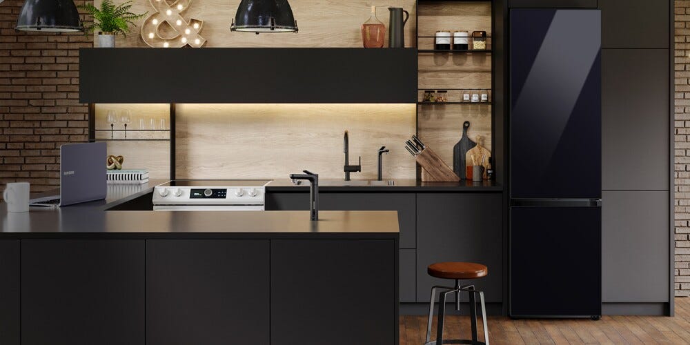 Samsung RB38C7B5E22/EF Bespoke AI Frigorifero con congelatore a libera installazione cm. 60 h. 203 - lt. 390 - vetro nero