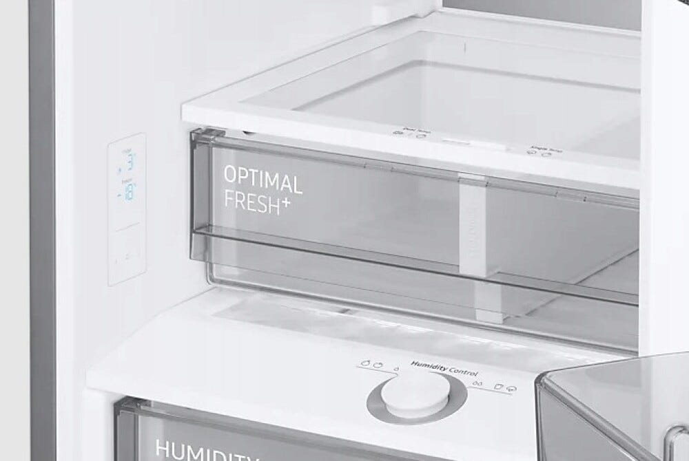 Samsung RB38C7B5E22/EF Bespoke AI Frigorifero con congelatore a libera installazione cm. 60 h. 203 - lt. 390 - vetro nero