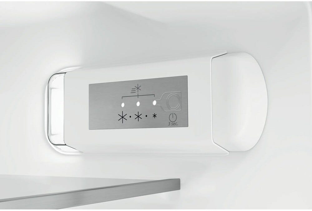Hotpoint Ariston HABUL011 Frigorifero da incasso sottotop cm. 60 h. 82 - lt. 144