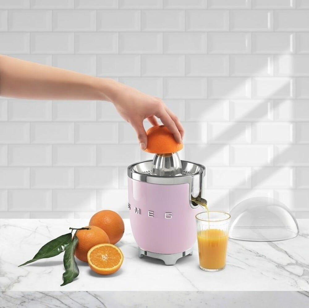 Smeg Selection CJF11PKEU 50's Style Spremiagrumi - rosa lucido