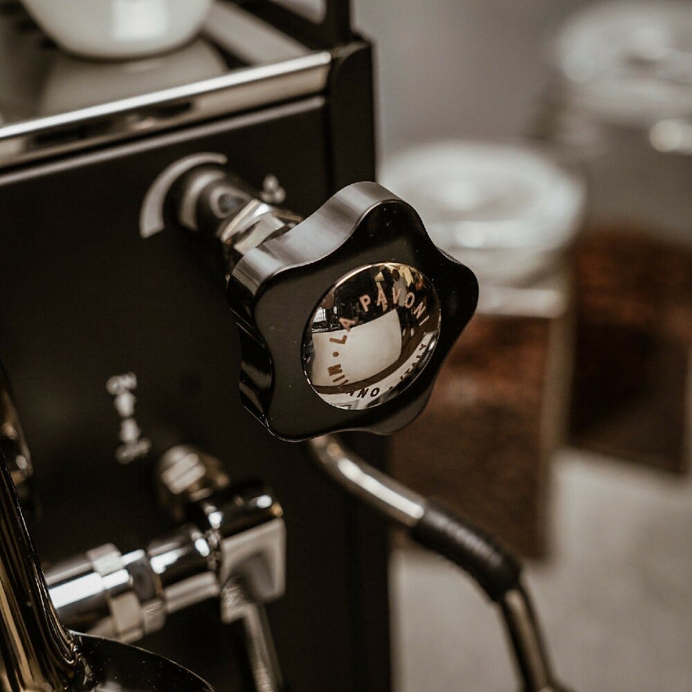 La pavoni LPSCCB01EU Nuova Cellini Classic Macchina per caffè semi-automatica - nero
