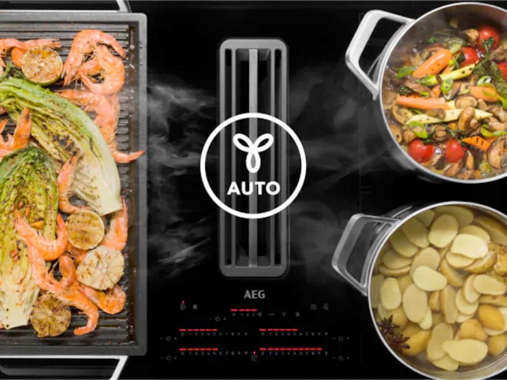 AEG NCP84C01AZ Piano ad induzione con cappa integrata 83 cm, SaphirMatt, Hob2Hood, vetroceramica nero