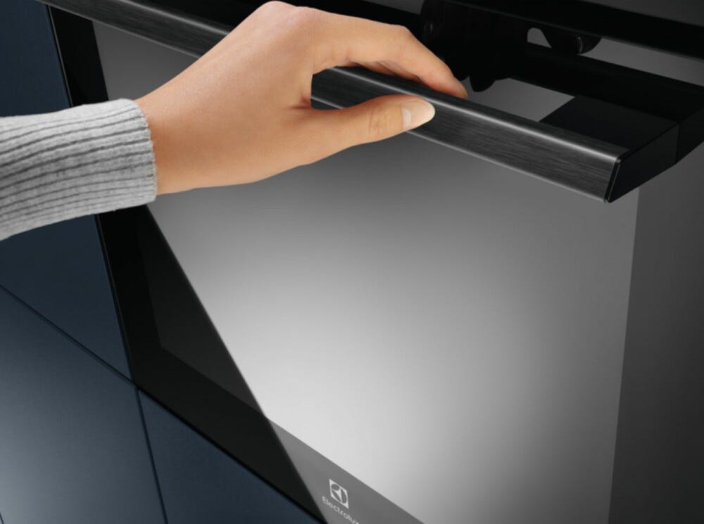 Electrolux EOF4P56H SurroundCook Serie 600 Forno elettrico pirolitico cm. 60 - nero