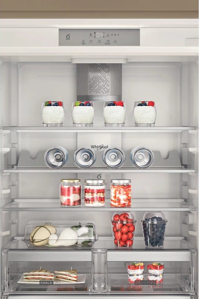 Whirlpool SP40 812 EU 2 Frigorifero con congelatore da incasso cm. 69 h. 194 - lt. 400