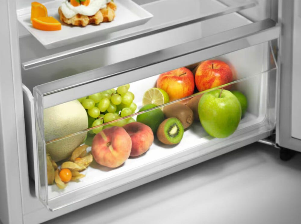 Electrolux LTB1AE24U0 Serie 500 Frigorifero con congelatore a libera installazione cm. 55 h 144 - lt. 206 - acciaio anti-impronta