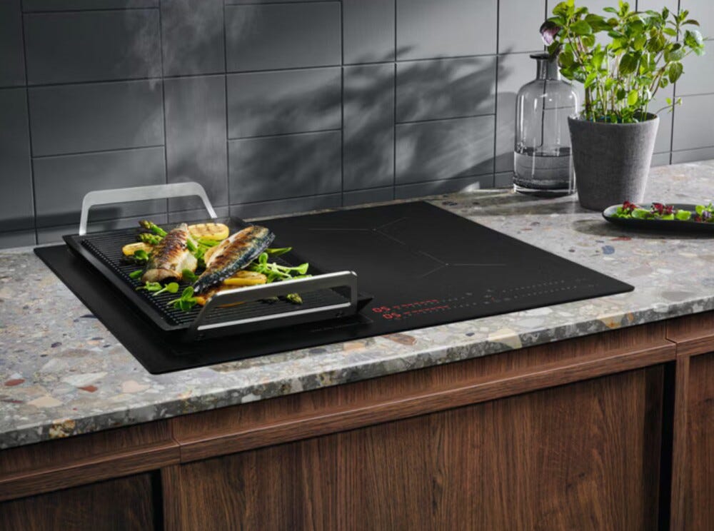 Electrolux EIS62453IZ Serie 700 SenseBoil Piano cottura a induzione cm. 58 - vetroceramica nero