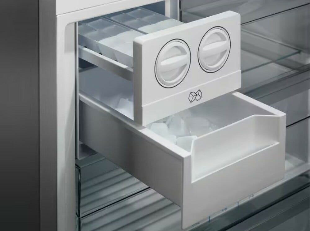 Electrolux LNT6ME46X3 Serie 600 TwinTech® Frigorifero con congelatore a libera installazione - cm. 70 h 192 - lt. 481 - inox antimpronta