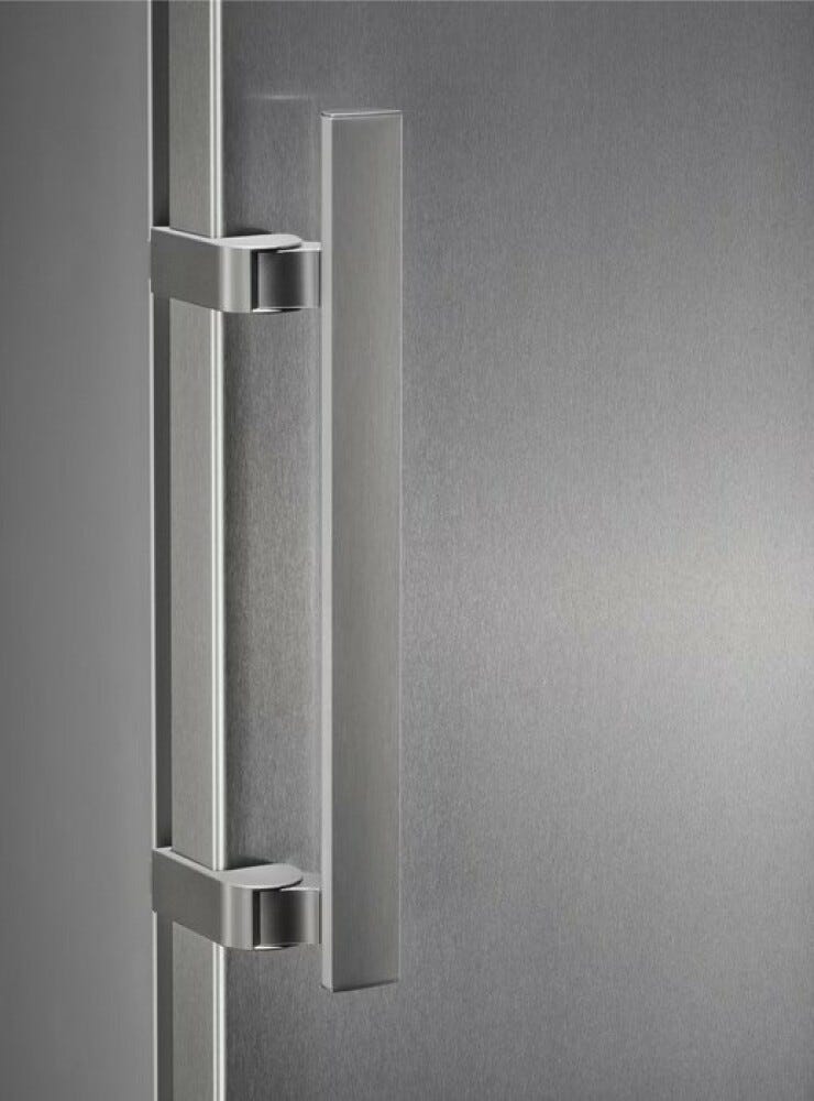 Electrolux LRS3DE39U Serie 600 Frigorifero a libera installazione cm. 60 h. 186 - lt. 395 - inox
