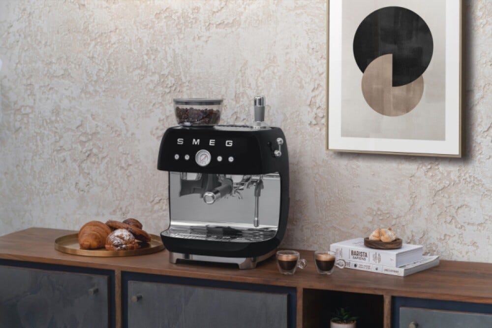 Smeg Selection EGF03BLEU 50's Style Macchina per caffè espresso manuale - nero lucido