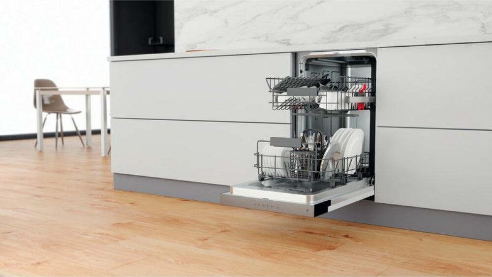 Whirlpool WSBC 3M27 X Lavastoviglie integrata parziale cm. 45 - 10 coperti - frontale inox