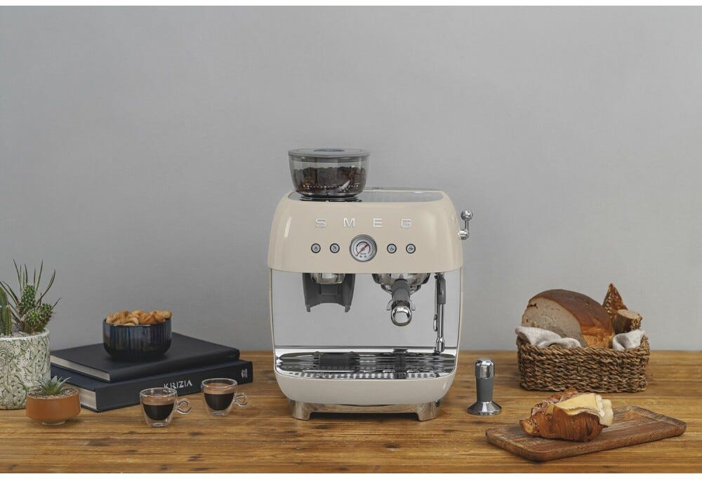 Smeg Selection EGF03CREU 50'S Style Macchina per caffè espresso manuale - panna lucido