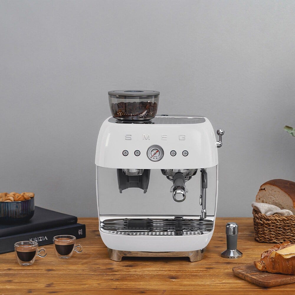 Smeg Selection EGF03WHEU 50'S Style Macchina per caffè espresso manuale - bianco lucido