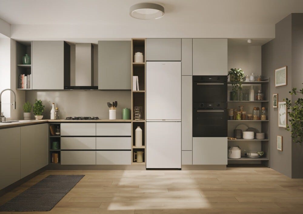 Candy CNCQ2T618EW Fresco Frigorifero con congelatore a libera installazione - cm. 60 h 185 - lt. 355 - bianco