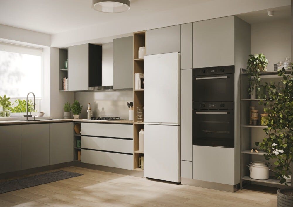 Candy CNCQ2T618EW Fresco Frigorifero con congelatore a libera installazione - cm. 60 h 185 - lt. 355 - bianco