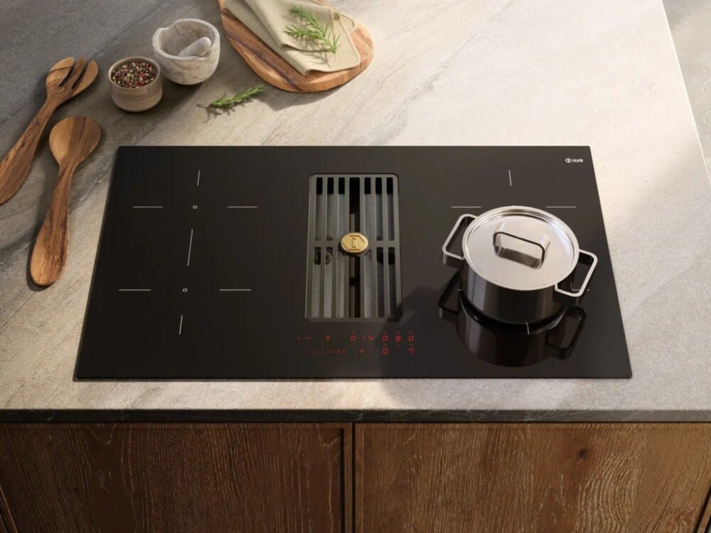 ILVE HVI90TCRF Professional Plus Piano cottura a induzione cm 83 con cappa integrata da 650 m³/h - vetroceramica nero