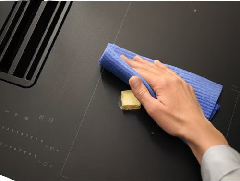 Electrolux KCC84450CZ SaphirMatt Piano cottura induzione con cappa integrata cm. 80 - vetro nero