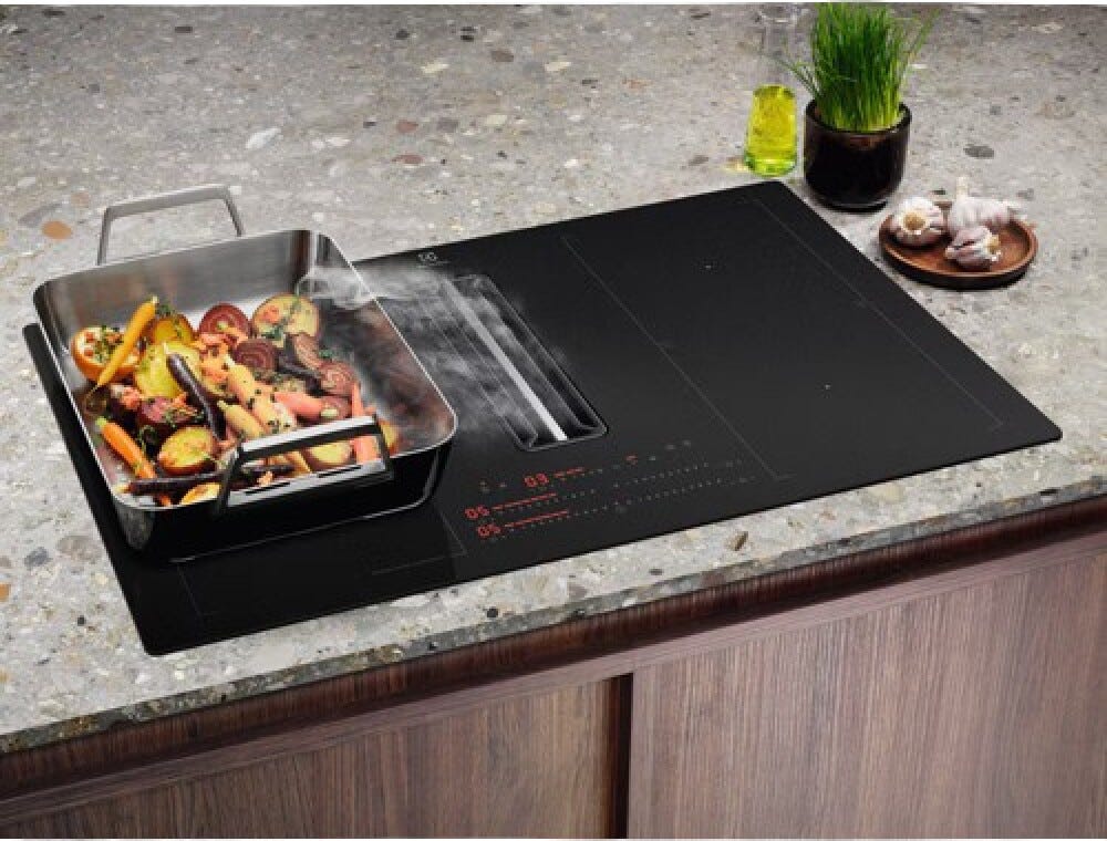 Electrolux KCC84450CZ SaphirMatt Piano cottura induzione con cappa integrata cm. 80 - vetro nero