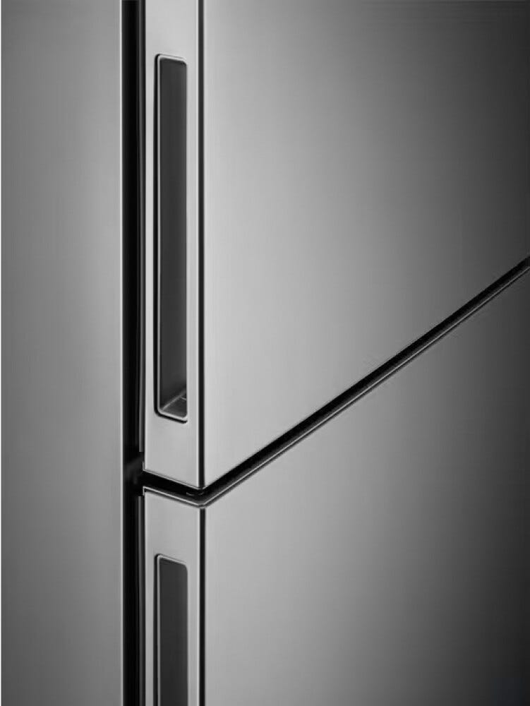 AEG ORC6M481EX Serie 6000 Frigorifero con congelatore a libera installazione cm. 70 h. 192 - lt. 481 - inox