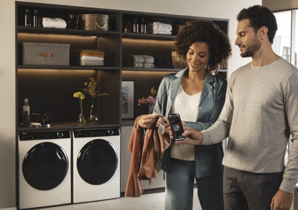 Haier HW90-B14959NEU1 I-Pro Serie 5 Lavatrice cm. 60 - capacità 9 kg - bianco