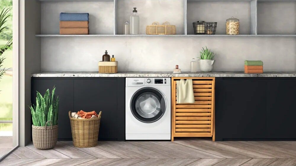 Hotpoint Ariston NR 748G WS A IT Lavatrice cm. 60 - capacità 8 kg - bianco