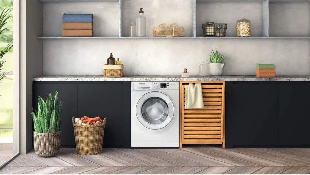 Hotpoint Ariston NFR79W IT Lavatrice cm. 60 - capacità 9 kg - bianco