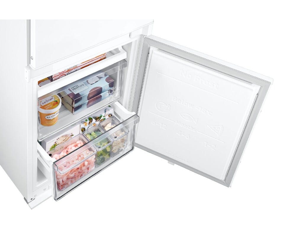 Samsung BRB80F26BCS0EF F1rst 60 AI Frigorifero con congelatore da incasso cm. 54 h. 178 - lt. 264