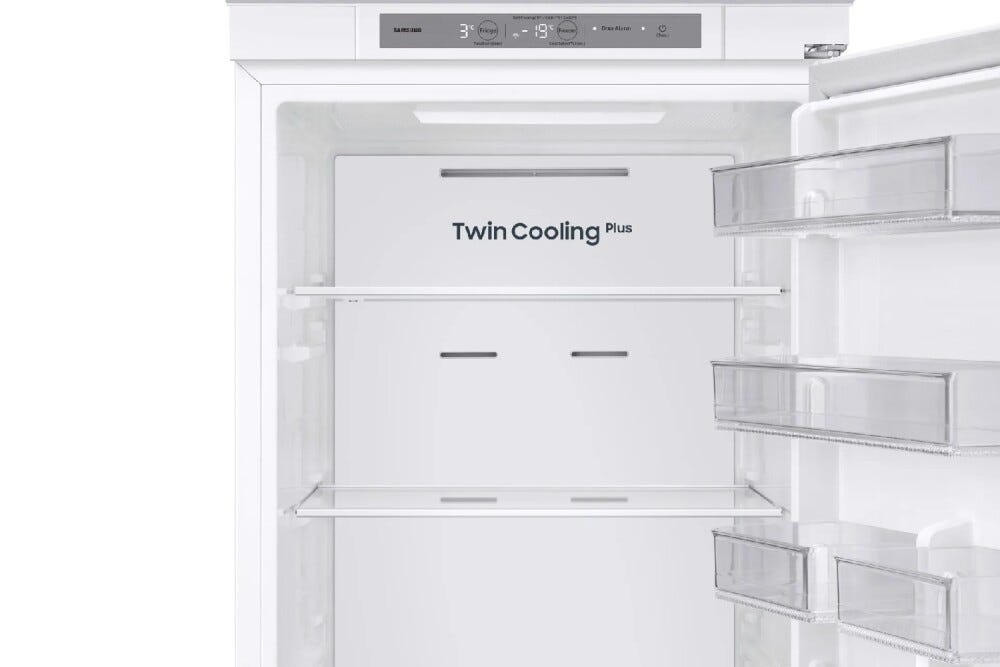 Samsung BRB70F30BES0 Frigorifero con congelatore da incasso cm. 54 h. 194 - lt. 298