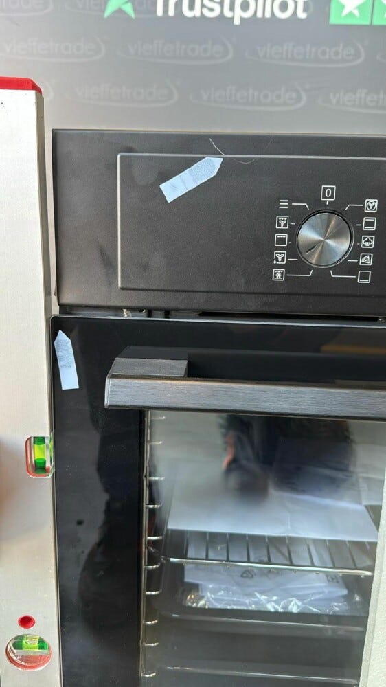Electrolux OUTLET EOD4P57H Forno combinato a vapore cm. 60 - nero - ARTICOLO NUOVO CON GRAFFIO SU FRONTALINO, LEGGERMENTE DISALLINEATO E CON LEGGERO DIFETTO INTERNO PORTA (vedi foto)