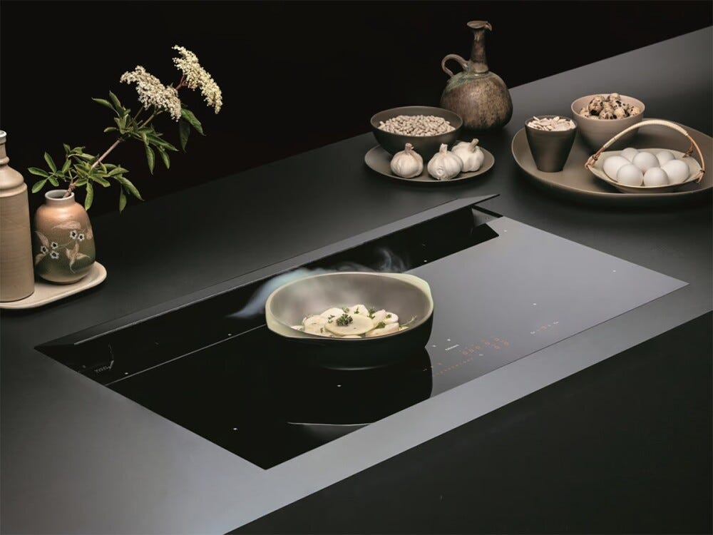 Falmec BRERA 90 COOKING SYSTEM Piano cottura a induzione cm 90 in vetroceramica nero lucido con cappa integrata da 800 m3/h