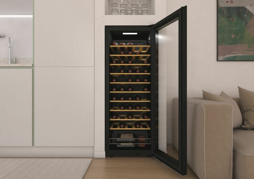 Candy CWC058 DiVino Cantina vini a libera installazione cm. 48 - 58 bottiglie - nero