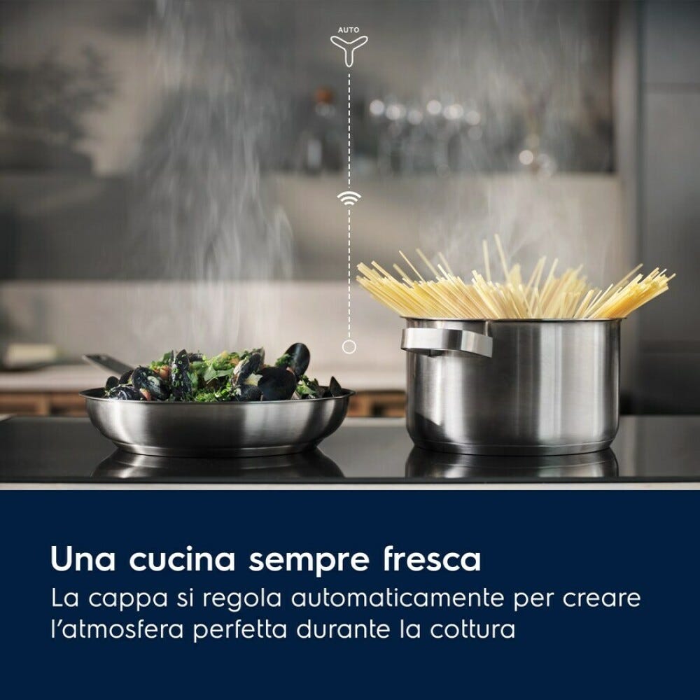 Electrolux KIS82453I Serie 700 SenseBoil® Piano cottura a induzione cm. 77 - vetroceramica nero