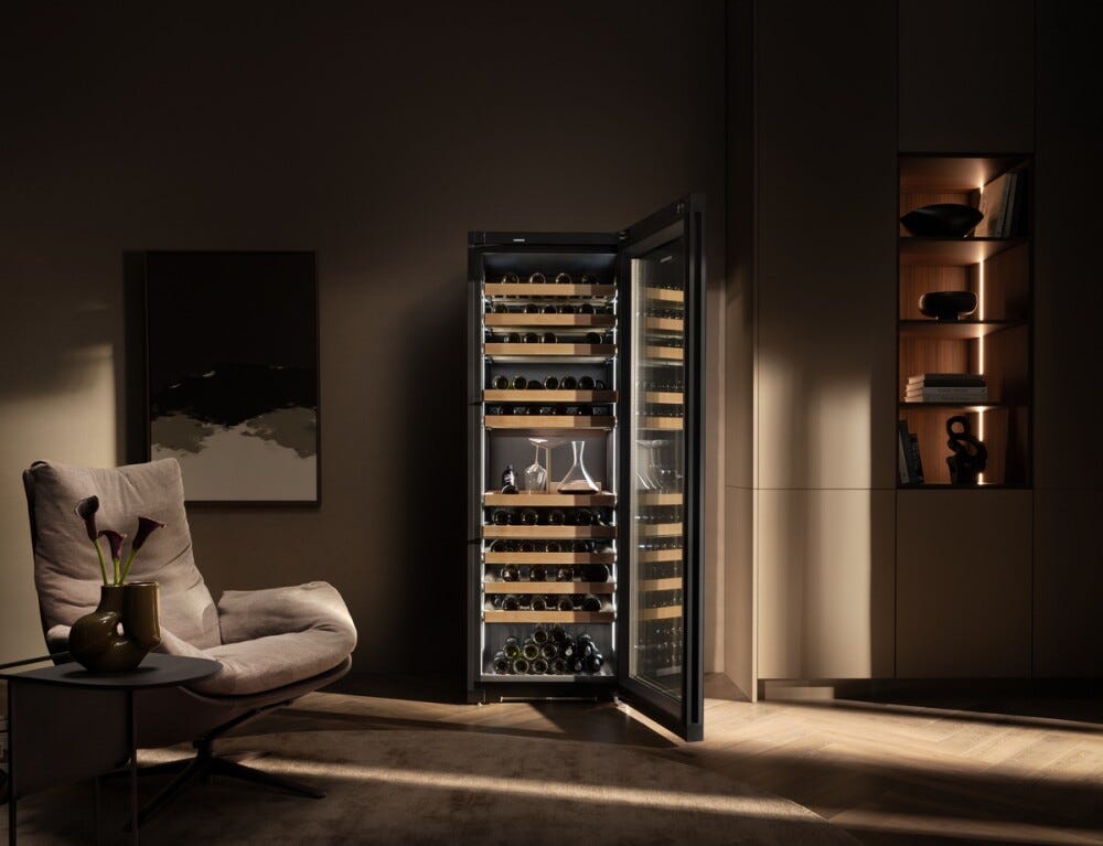 Liebherr WPgbi7483 Vinidor Cantina vino a libera installazione cm. 70 h. 201 - 149 bottiglie - acciaio nero