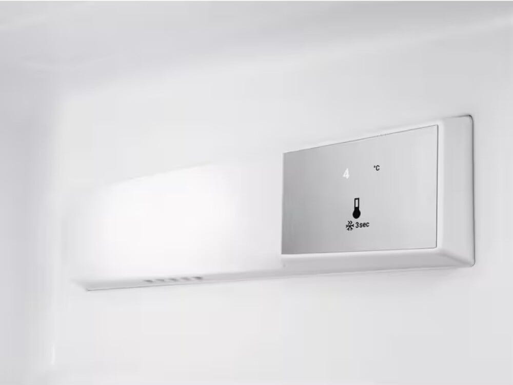 Electrolux LTB1AE28W0 Serie 500 ColdSense Frigorifero con congelatore a libera installazione cm. 55 h. 161 - lt. 244 - bianco