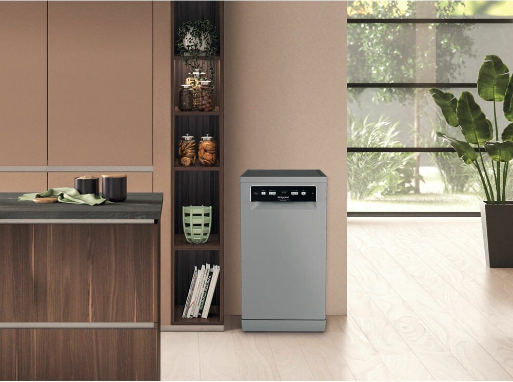 Hotpoint Ariston HA3FC10BS7A0S Lavastoviglie slim a libera installazione cm. 45 - 10 coperti - silver