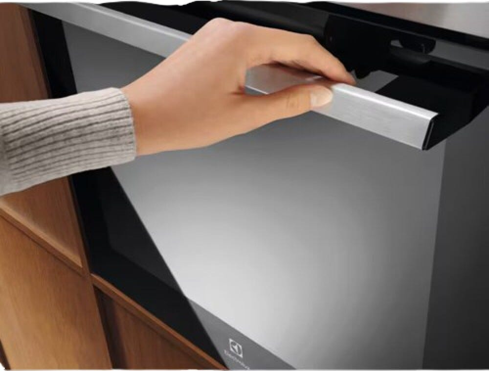 Electrolux LOF4P46TX Serie 500 SurroundCook® Forno multifunzione pirolitico cm. 60 - inox antimpronta