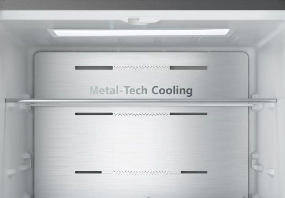 Hisense RF632N4WFE1 Frigorifero con congelatore french cm. 70 h. 200 - lt. 485 - black inox