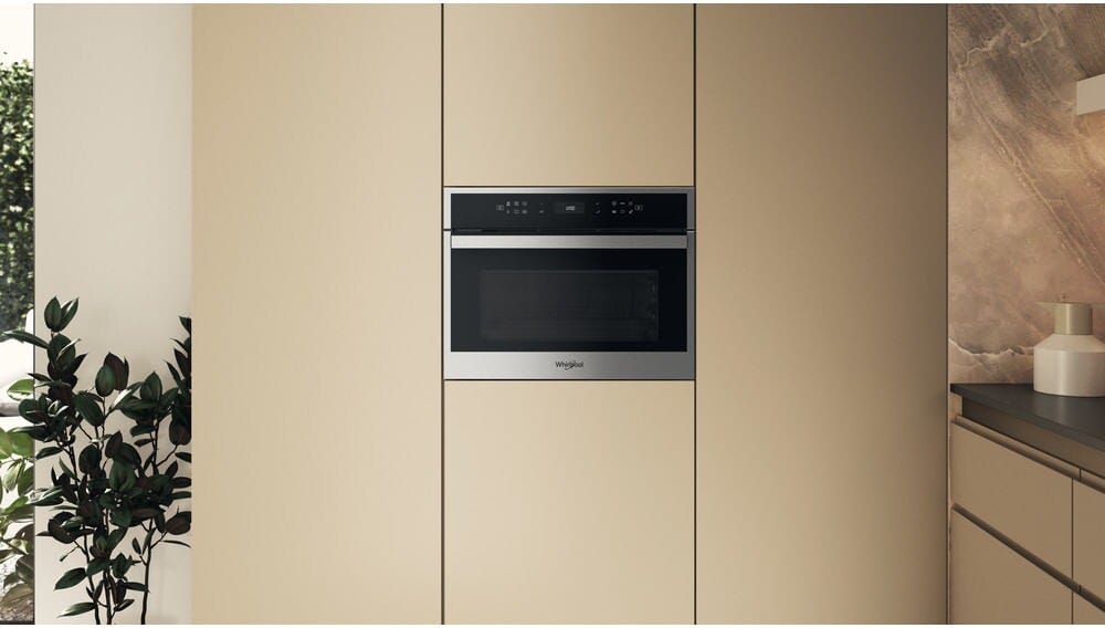 Whirlpool WCW6O7HTSX Forno combinato microonde da incasso cm. 56 h. 46 - inox