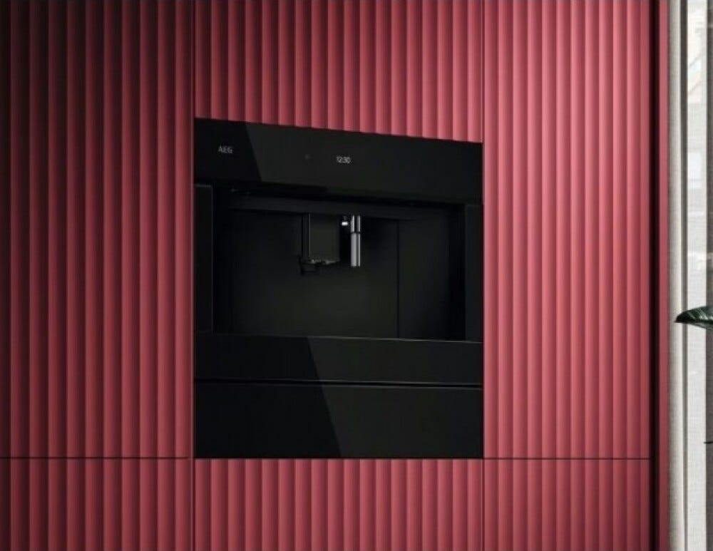 AEG NKC8N7B Macchina da caffè da incasso cm. 60 - nero