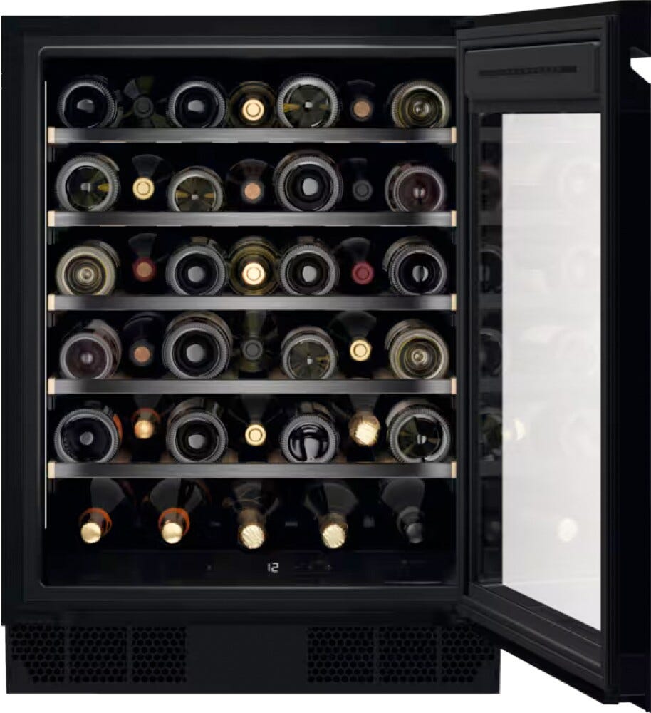 AEG NSW8S826GT Serie 8000 Perfect Shelving Cantina vini da incasso sottotop cm. 60 h. 72 - 40 bottiglie - nero opaco
