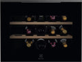 Electrolux KBW6H Serie 800 Cantina vino da incasso cm. 56 h. 44 - 15 bottiglie - nero