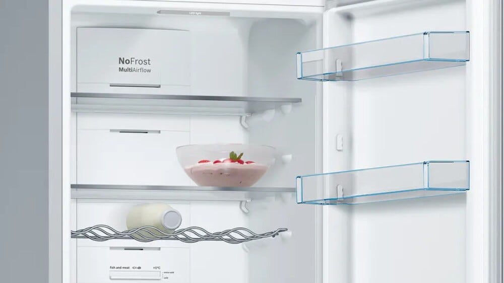 Bosch KGN36VIDB Serie del prodotto Frigorifero combinato con congelatore, capacità 326L, classe energetica D, acciaio inossidabile.