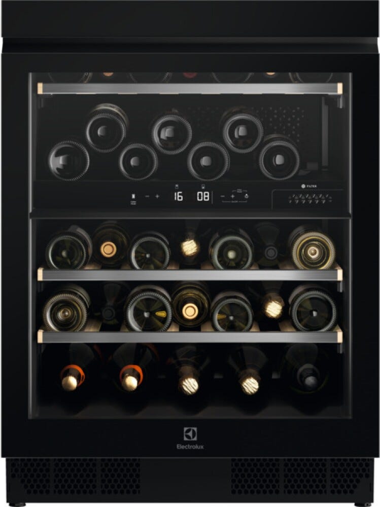 Electrolux EWUD140B8B Serie 800 Cantina vino da incasso cm. 60 h. 82 - 40 bottiglie - nero