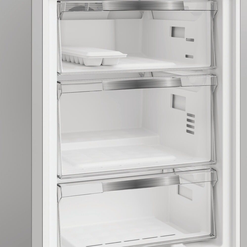 Hotpoint Ariston HPK 26362 XP4E Frigorifero con congelatore a libera installazione cm. 60 h. 187 - lt. 316 - argento