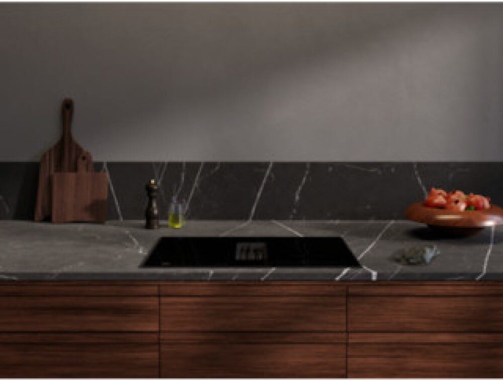 AEG TCH74B01FB . Piano cottura a induzione con cappa integrata, 4 zone cottura, 9 livelli di potenza, funzione Hob²Hood