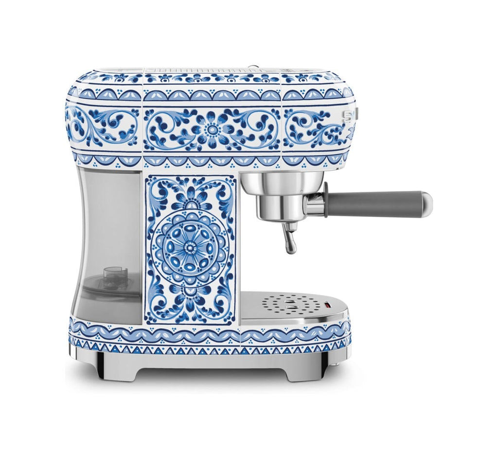 Smeg Selection ECF02DGBEU 50'S Style Blu Mediterraneo Macchina da caffè espresso manuale - decorato lucido