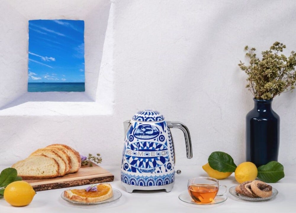 Smeg Selection KLF03DGBEU 50's style Blu Mediterraneo Bollitore elettrico standard 1,7 l. - decorato lucido