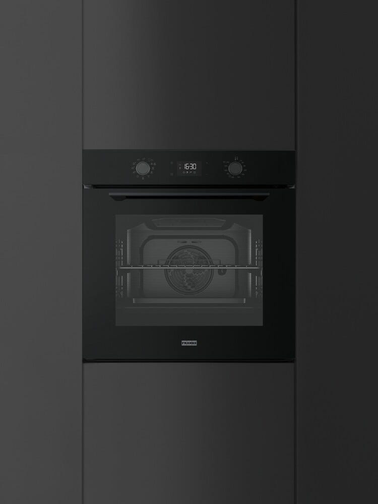 Franke FMA 97 P AS TBK Maris Forno elettrico da incasso con pulizia pirolitica, 71 litri, classe A+, total black