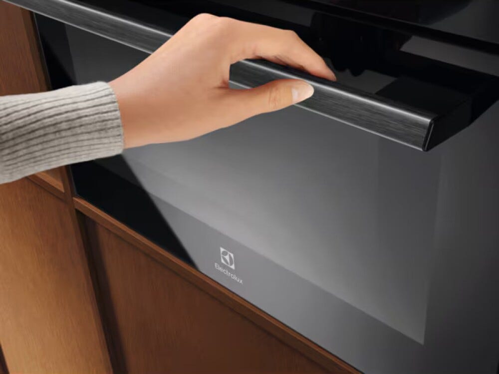 Electrolux LVM6E46Z Serie 500 Forno microonde da incasso cm. 60 h. 46 - nero