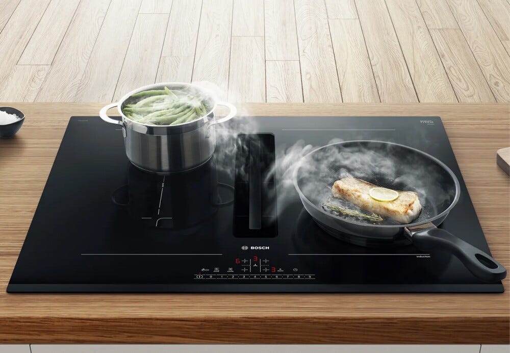 Bosch PVQ731H26E serie 6 Piano cottura a induzione con cappa integrata, cm. 71, 4 zone, estrazione 500 m³/h, Home connect, vetroceramica nero